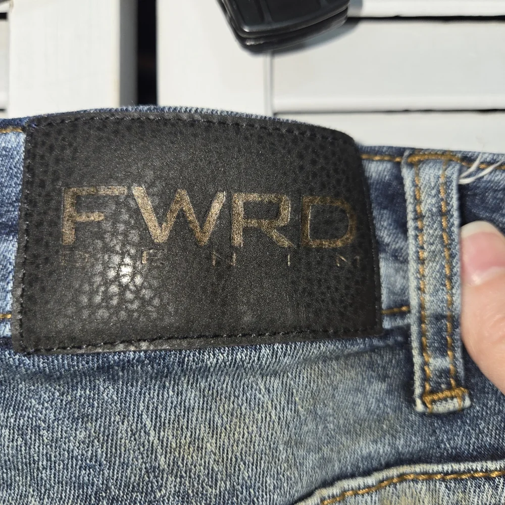 FWRD Denim Men's 32x32 Distressed Jeans